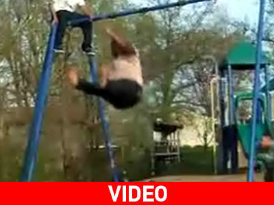 «Εκτόξευση» από την κούνια