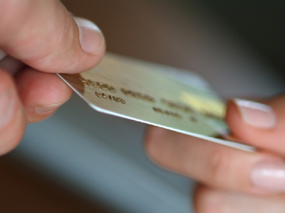 Πρόβλημα με τις κάρτες Visa και Mastercard