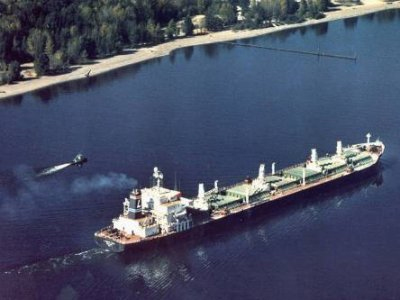 Τέλος η περιπέτεια για το ελληνικό πλοίο