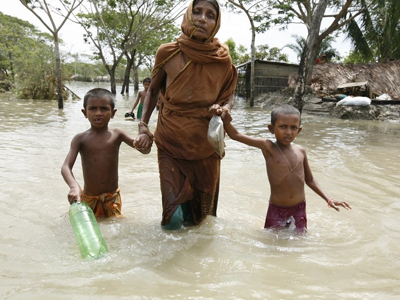 Φονική η «μανία» της Φύσης στο Μπανγκλαντές