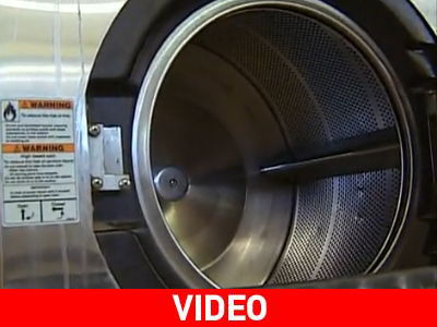 Επτά μηνών παιδί βρέθηκε κλεισμένο στο πλυντήριο