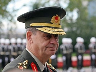 Υπό πίεση ο αρχηγός του τουρκικού στρατού