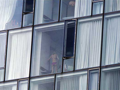 Ξενοδόχοι εναντίον «άτακτων» πελατών