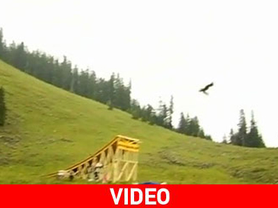 Φάρσα το ακροβατικό που κάνει θραύση στο Διαδίκτυο