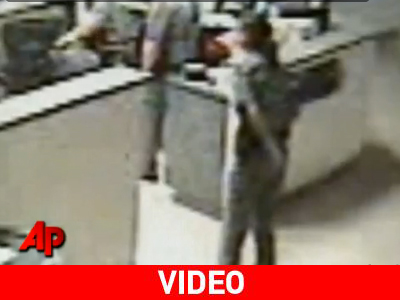 Το «taser» και τα… αστειάκια των αστυνομικών Το «taser» και τα… αστειάκια των αστυνομικών