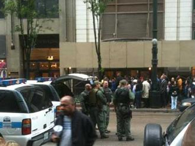 Νεκροί από πυροβολισμούς σε κατάστημα του Σικάγο