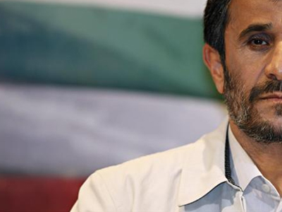 Ο Αχμαντινετζάντ έδωσε τον τόνο της διάσκεψης