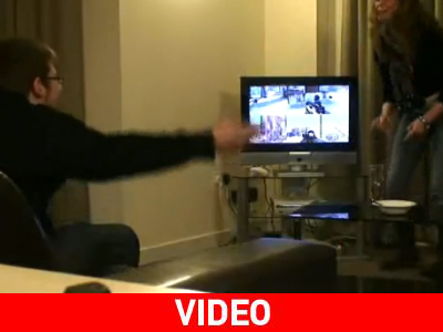 Να γιατί πρέπει να αφήνετε την κοπέλα σας να κερδίζει στο Xbox