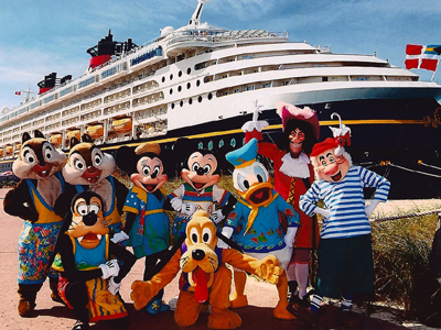 Ο Μίκυ Μάους στο λιμάνι!