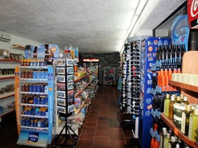 Διάρρηξη σε μίνι μάρκετ με λεία 30.000 ευρώ