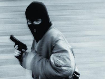 Αιματηρή απόπειρα ληστείας στο λιμάνι της Κυλλήνης