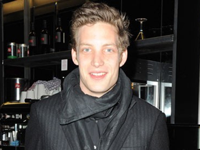 Το μήλο κάτω από… τις μηλιές