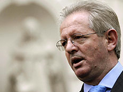 «Θετικό» κλίμα για την ανεξαρτησία της Πρίστινα