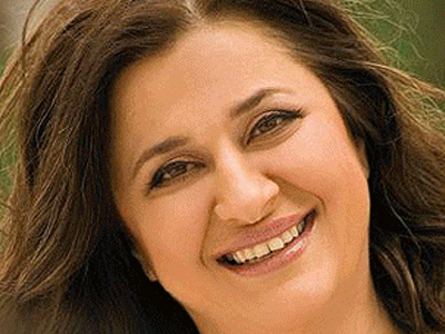 Γιατί έπεσε ξερή η Ελισάβετ;