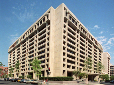 Χείρα βοηθείας στην Ιρλανδία