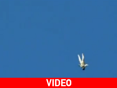 Στόχος του να σπάσει το ρεκόρ skydiving πηδώντας από το Διάστημα!