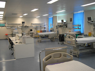 Ηλικιωμένος παρασύρθηκε από διερχόμενο όχημα