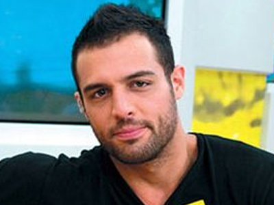 Απολαμβάνει τα γυρίσματα της νέας του εκπομπής