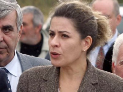 Στον ανακριτή η κόρη του Άκη