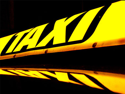 Τρίωρη στάση εργασίας των ταξί