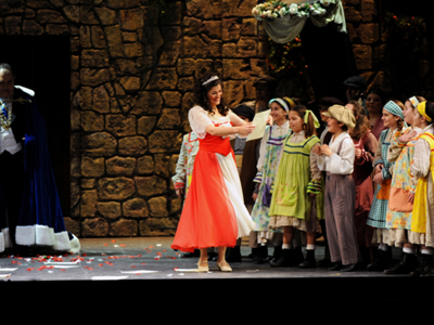 Το μαγικό βιολί του Νίκου Ξανθούλη