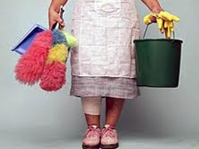 Έκλεβε τα σπίτια που καθάριζε