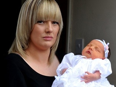 Έγινε μητέρα λίγες ώρες μετά τον χαμό του αγαπημένου της!