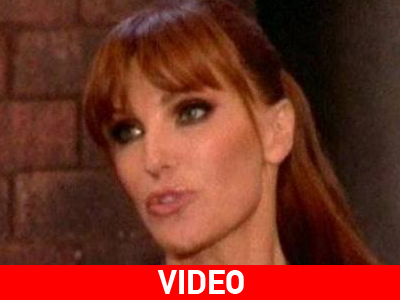 Πότε η Βίκυ πιάνει το μικρόφωνο;