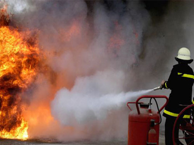 Πυρκαγιά σε κατάστημα αθλητικών ειδών