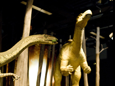 «Δεινόσαυροι»