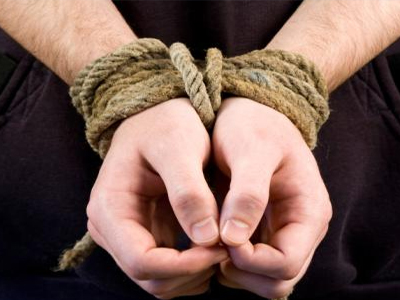 Ελεύθεροι οι Αλγερινοί διπλωμάτες