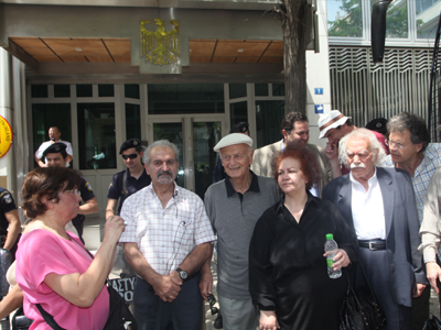 Παράσταση διαμαρτυρίας έξω από την Γερμανική Πρεσβεία