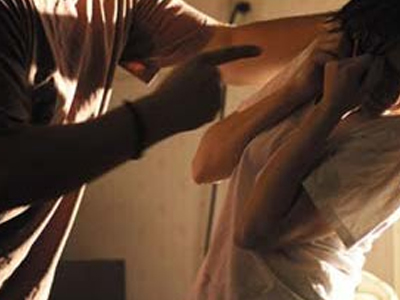 “Ξενώνες κατά της βίας” για την περίθαλψη γυναικών