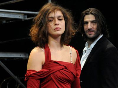 Η αυλή των θαυμάτων  του Ιάκωβου Καμπανέλλη