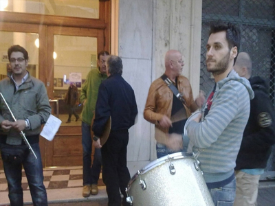 Διαμαρτυρία μετά μουσικής στην Πάτρα