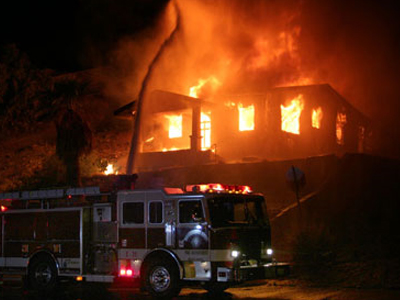 Απανθρακωμένο πτώμα στο Γέρακα