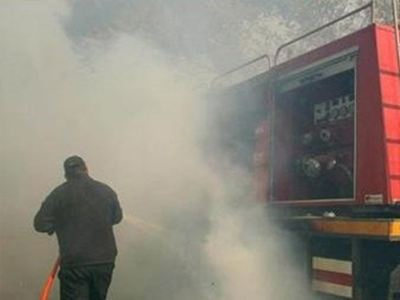 Φωτιά σε κατάστημα τροφίμων στον Κολωνό