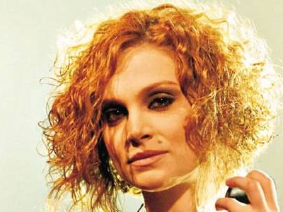 Κάνει στροφή στην καριέρα της;