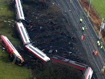 Εκτροχιάστηκε τρένο στη Βρετανία