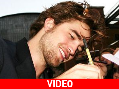 Backstage με τον Robert Pattinson