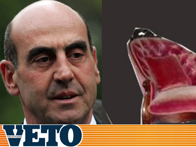 Ο Γιώργος Βουλγαράκης στο ντιβάνι του ψυχαναλυτή