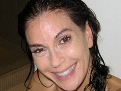 Αγνώριστη η Teri Hatcher