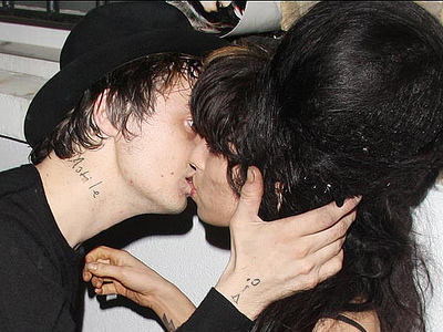 Ζουν κάτω από την ίδια στέγη!