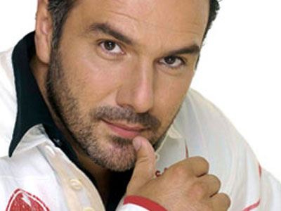 Άνετος ο Γρηγόρης Αρναούτογλου!