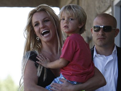 Sexy μαμά η Britney!