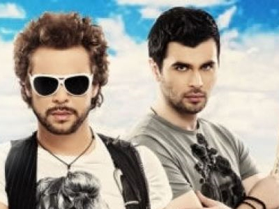 Ενώνουν τις φωνές τους