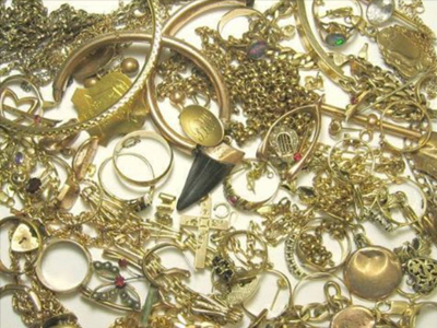 Έκαναν «φτερά» κοσμήματα αξίας 800.000 ευρώ