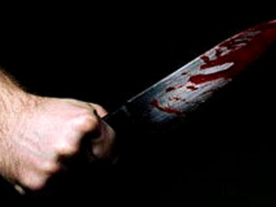 Τον μαχαίρωσε για να τον ληστέψει