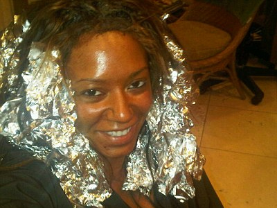 Της πήρε τέσσερις ώρες για να βάψει τα μαλλιά της!