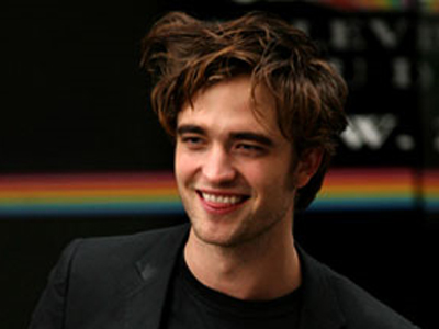 Ο Pattinson σε ρόλο τραγουδιστή!